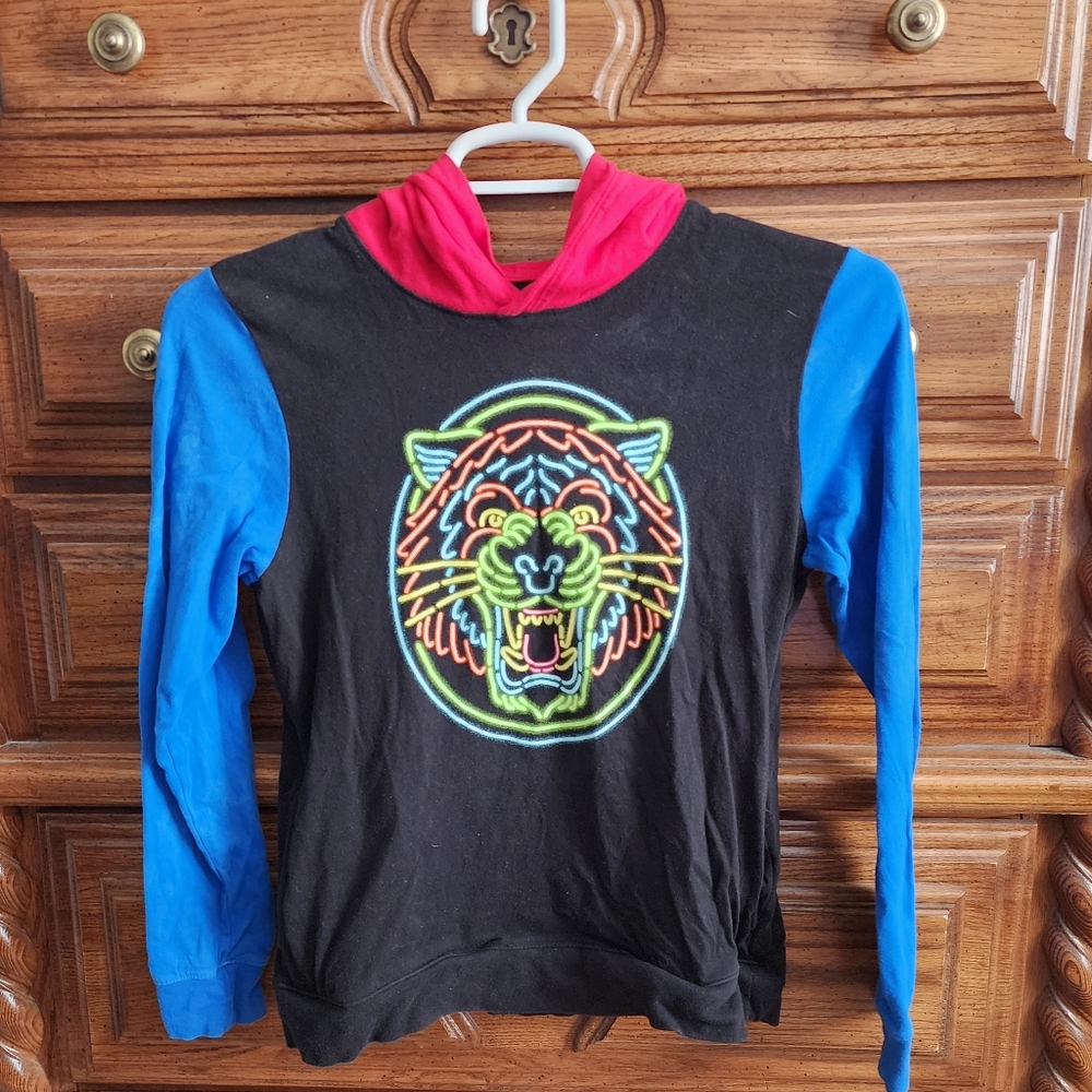Tiger print hooded tee kid sz XL